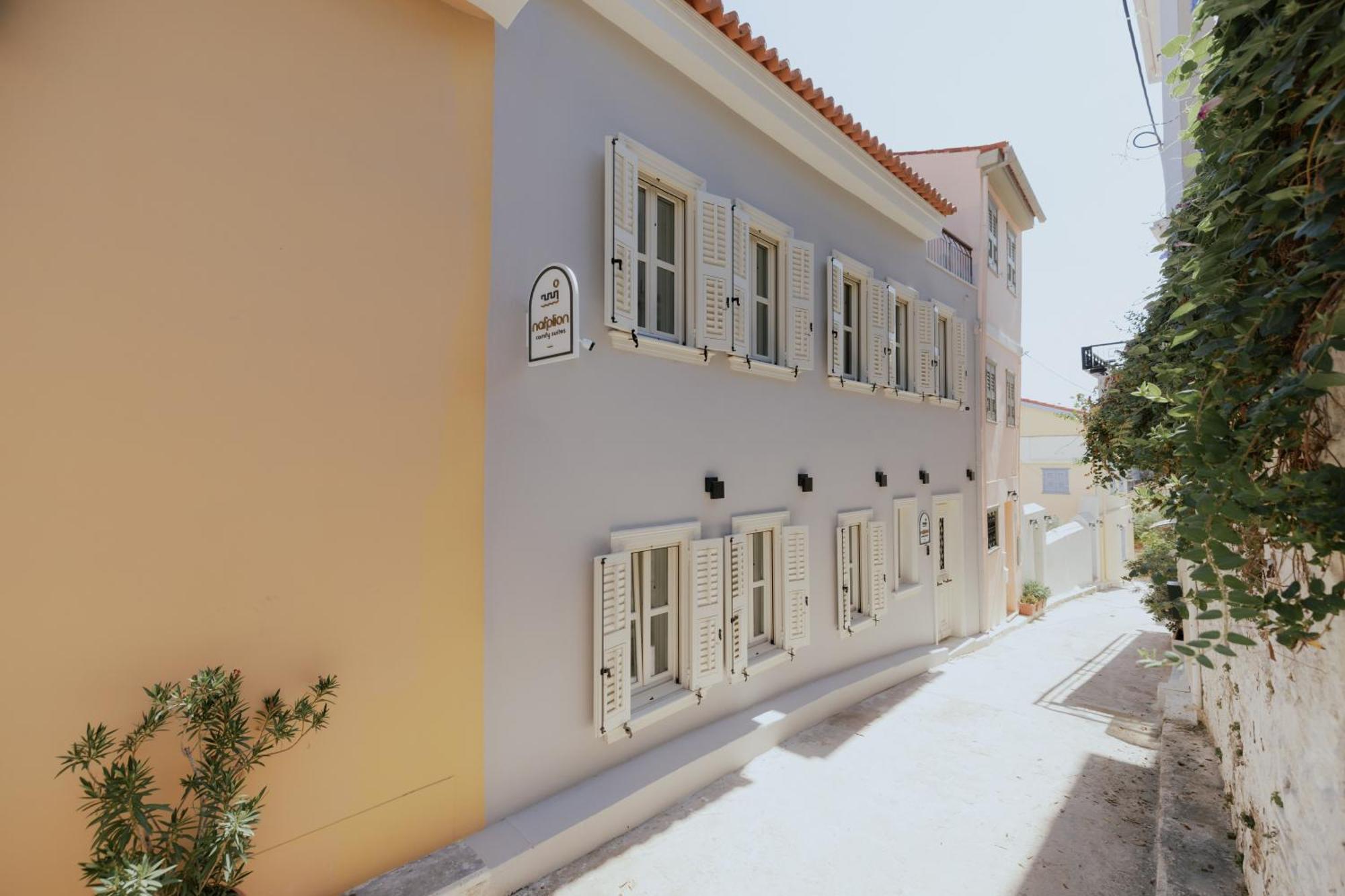 Nafplion Comfy Suites Exterior photo